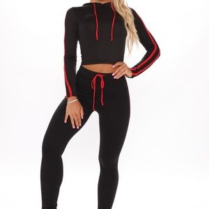 Fashion Nova tennis court set